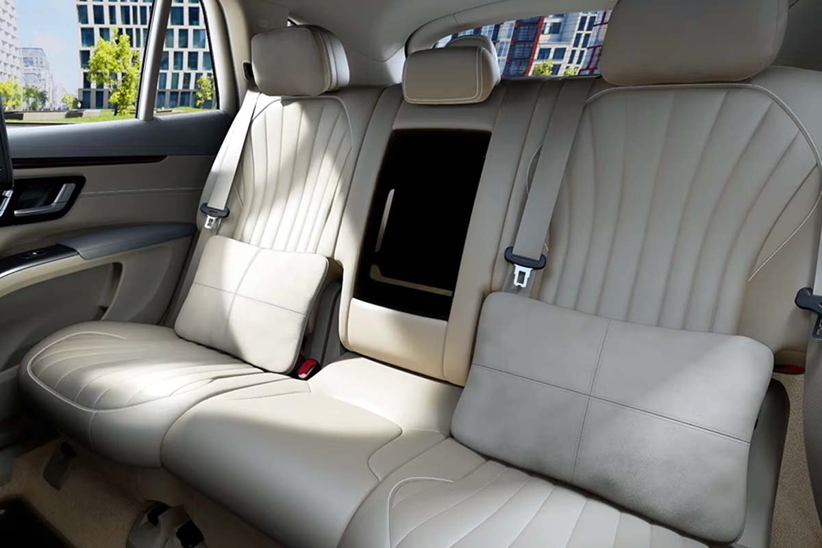 Mercedes-Benz EQS SUV